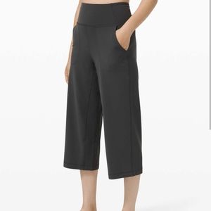 Lululemon Align Crop